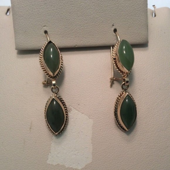 14k Real Yellow Gold Natural Jade Drop Hanging Lady Earrings 3.70gr - Picture 1 of 8